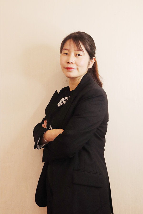 临潼吕瑶 本科学历,毕业于陕西师范大学
